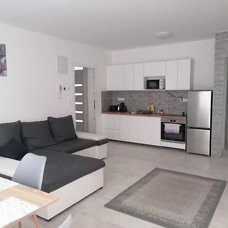 גיינסדיאס Villa Leona מראה חיצוני תמונה
